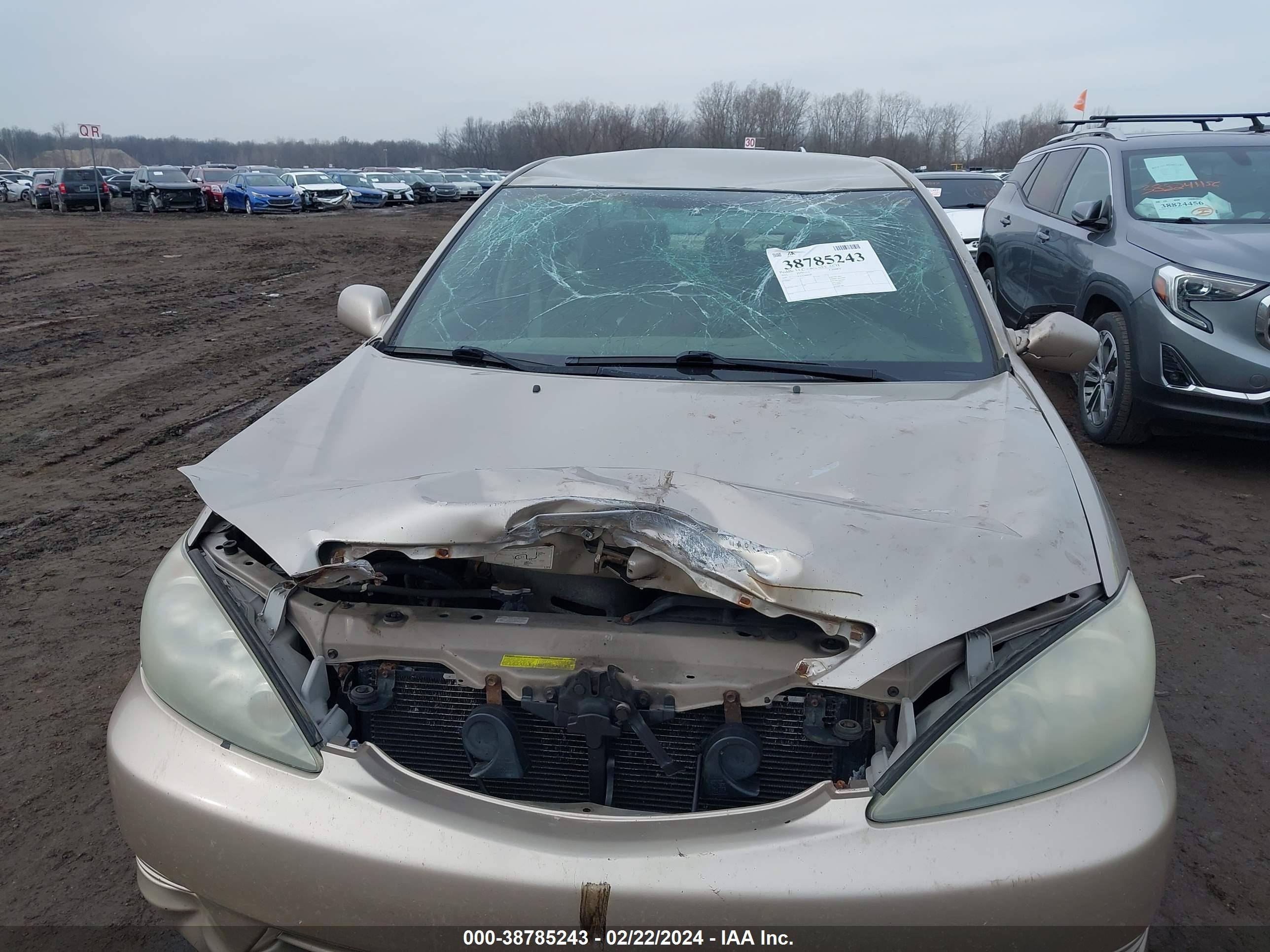 Photo 5 VIN: 4T1BE32KX5U966510 - TOYOTA CAMRY 