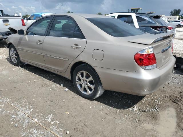 Photo 1 VIN: 4T1BE32KX5U980701 - TOYOTA CAMRY LE 