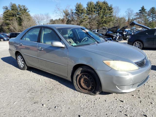 Photo 3 VIN: 4T1BE32KX5U990774 - TOYOTA CAMRY 