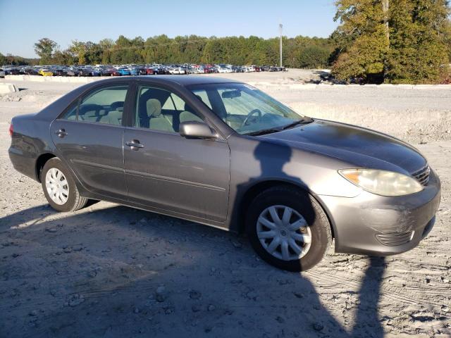 Photo 3 VIN: 4T1BE32KX6U652793 - TOYOTA CAMRY LE 