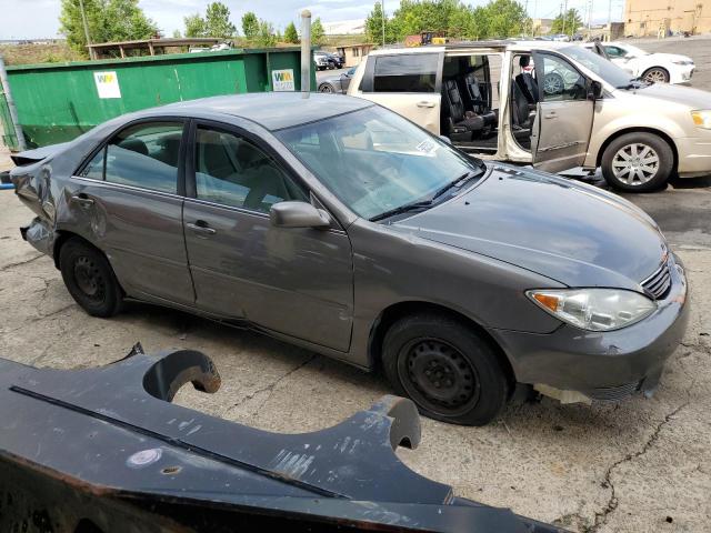 Photo 3 VIN: 4T1BE32KX6U725628 - TOYOTA CAMRY 