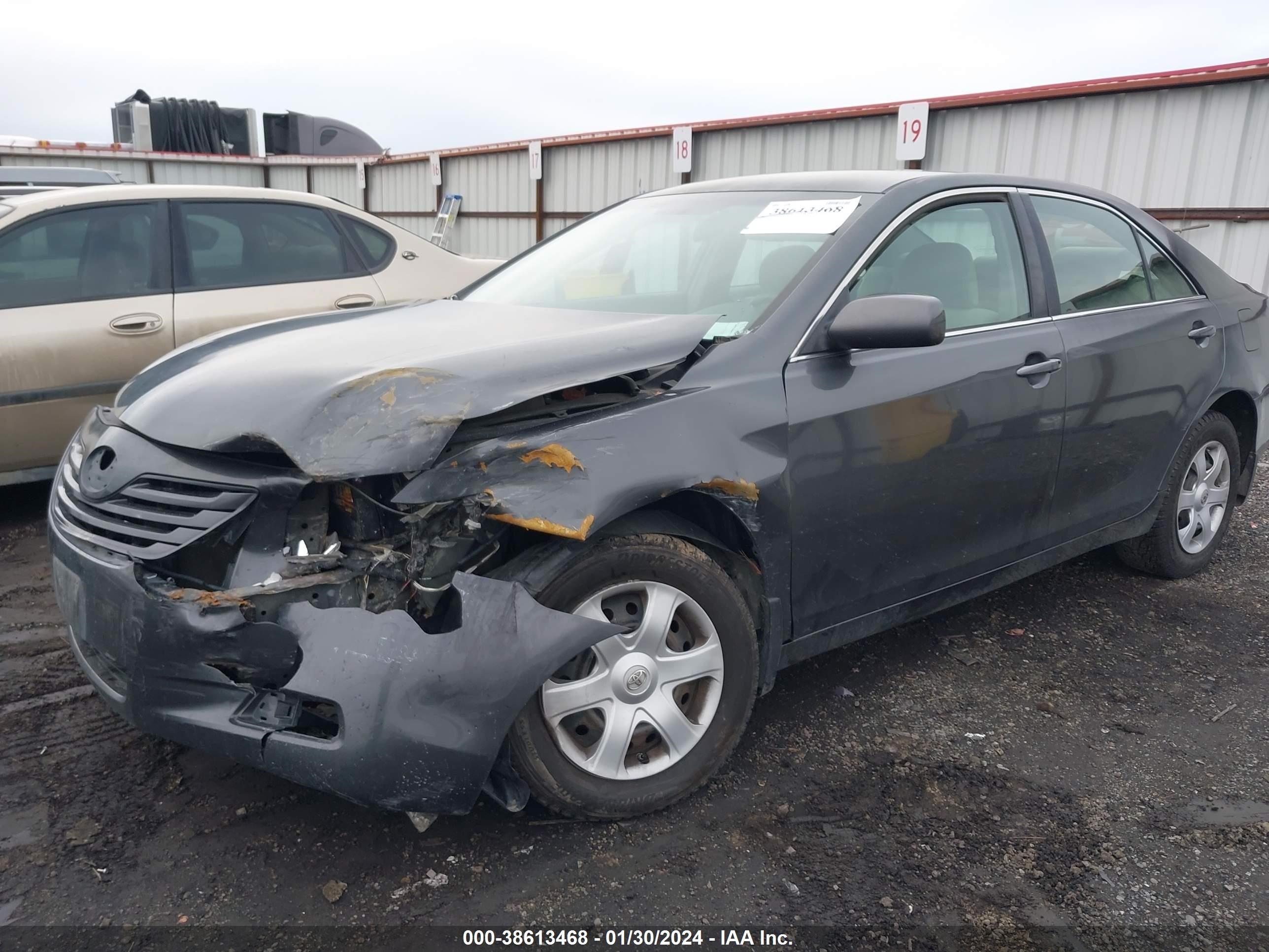 Photo 1 VIN: 4T1BE46K07U008740 - TOYOTA CAMRY 