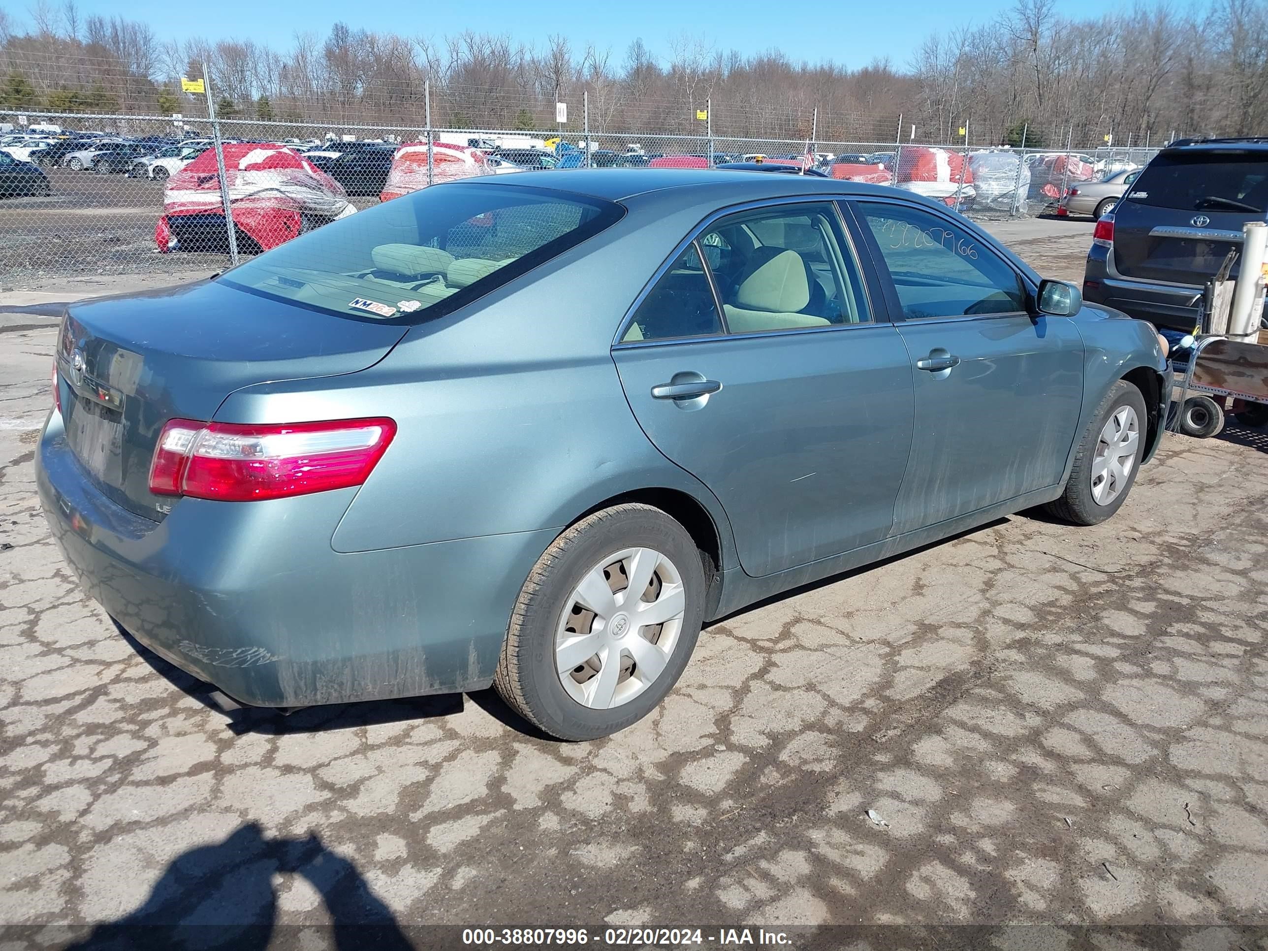 Photo 3 VIN: 4T1BE46K07U511247 - TOYOTA CAMRY 