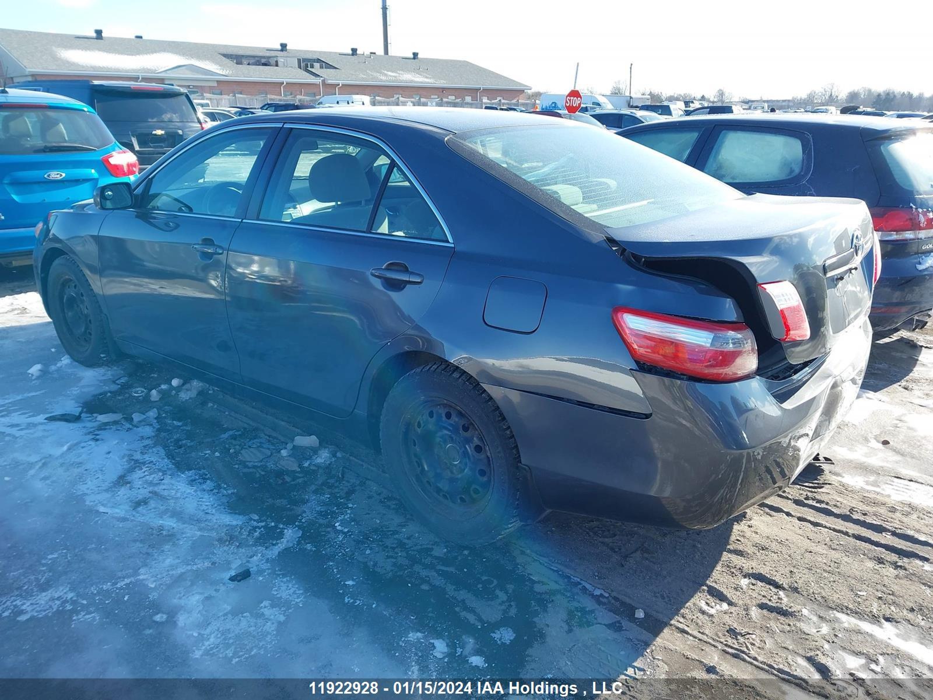 Photo 2 VIN: 4T1BE46K07U599457 - TOYOTA CAMRY 