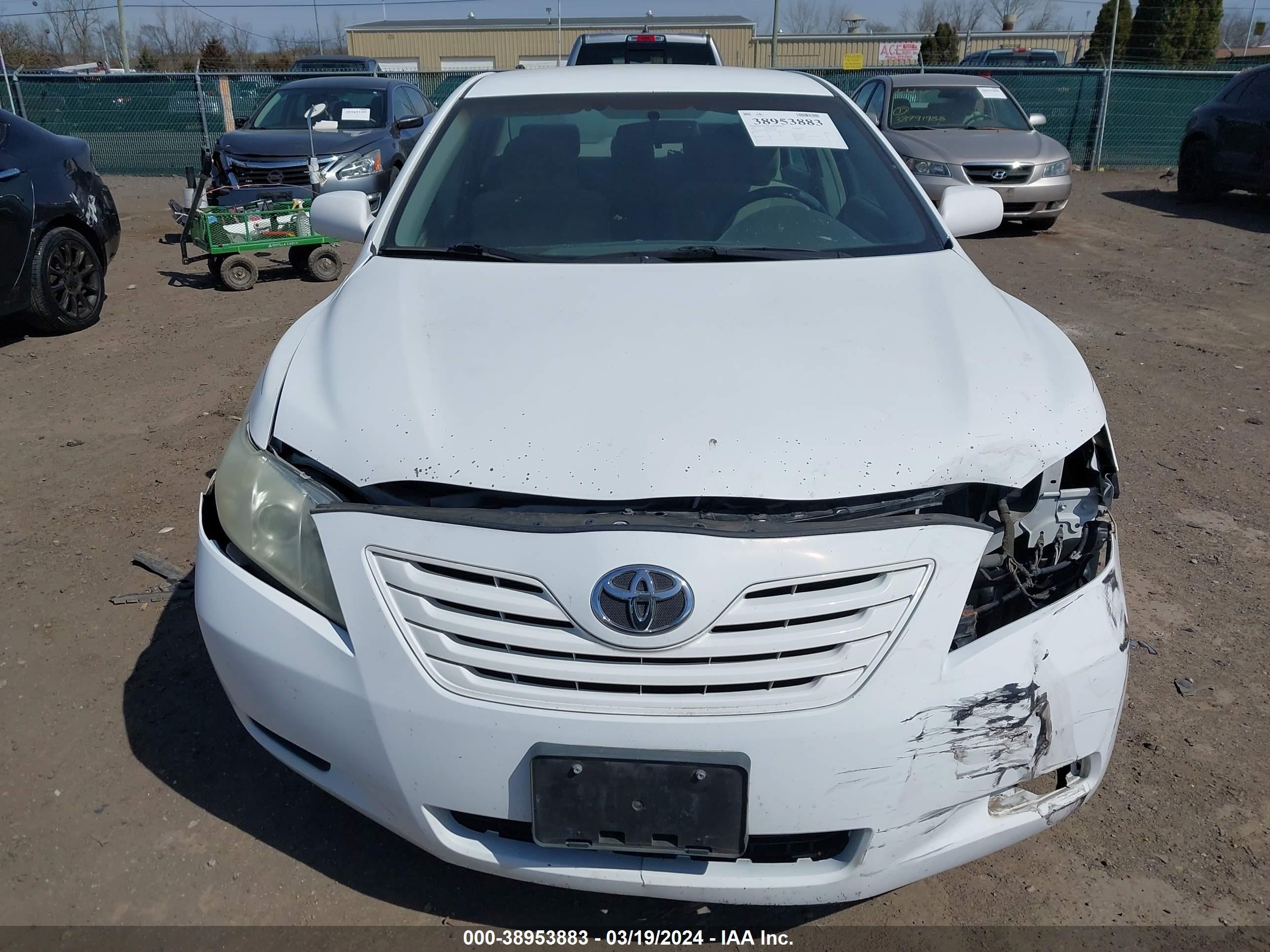 Photo 11 VIN: 4T1BE46K07U614300 - TOYOTA CAMRY 