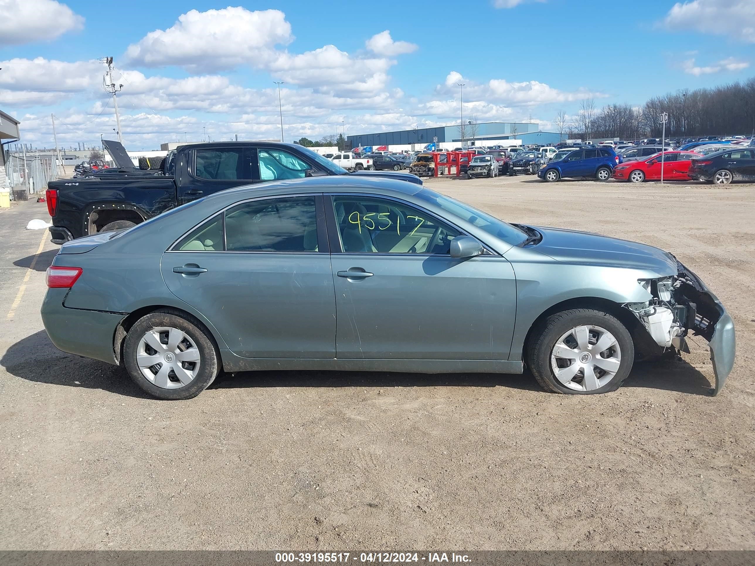 Photo 12 VIN: 4T1BE46K07U616452 - TOYOTA CAMRY 