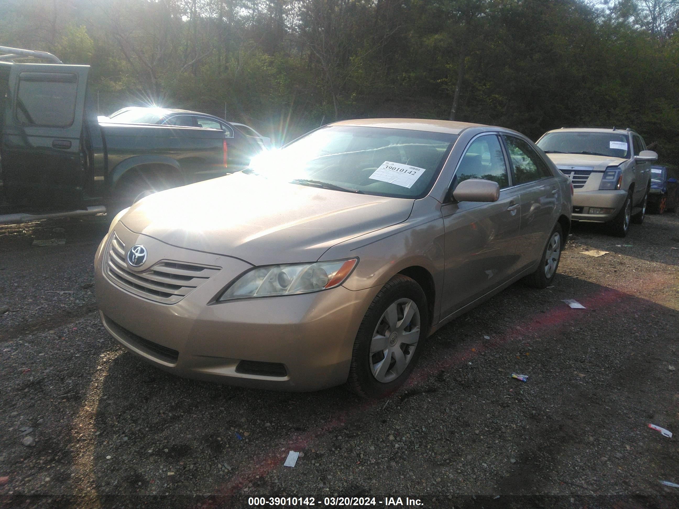 Photo 1 VIN: 4T1BE46K07U671256 - TOYOTA CAMRY 