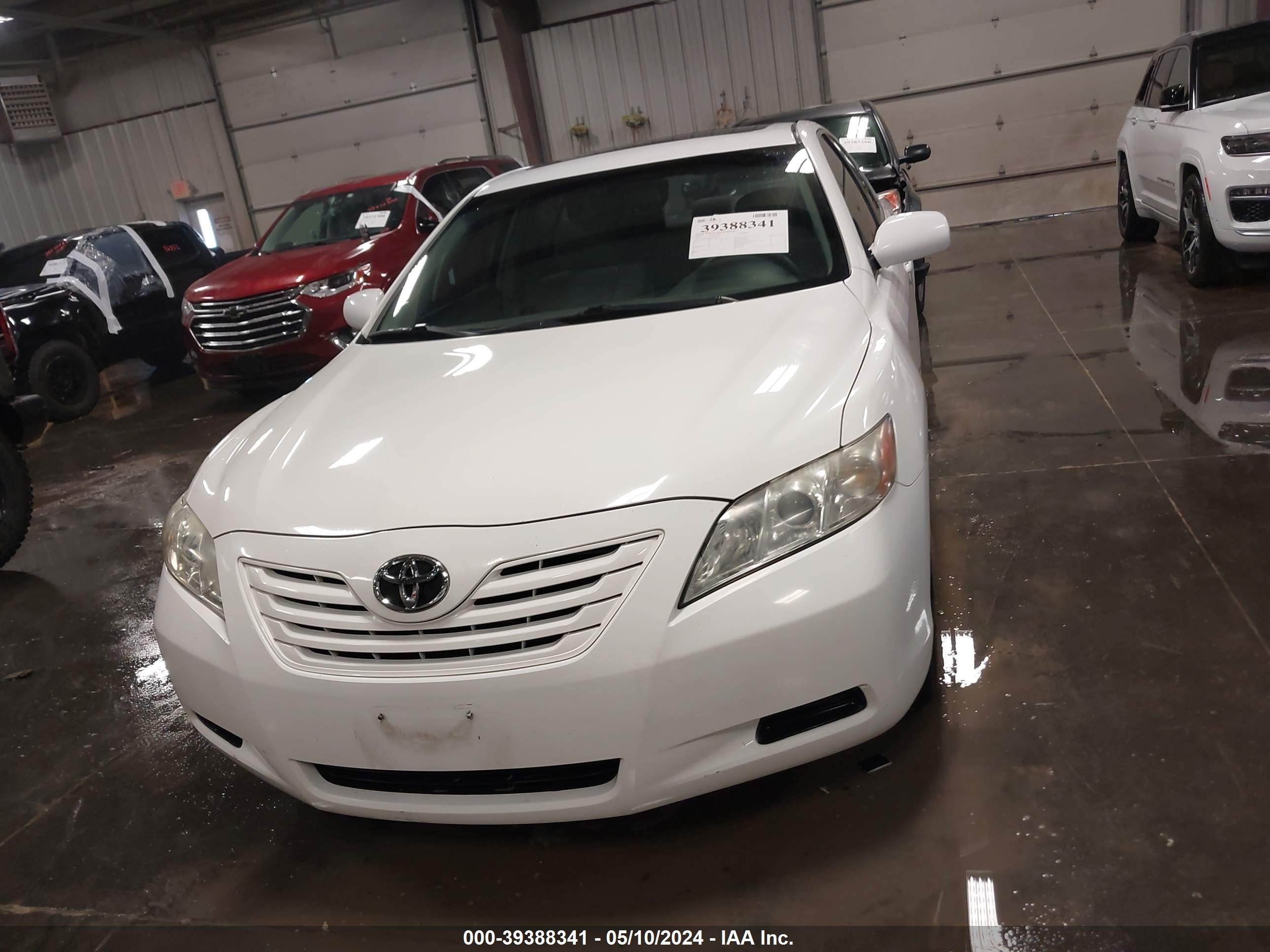 Photo 11 VIN: 4T1BE46K07U688171 - TOYOTA CAMRY 