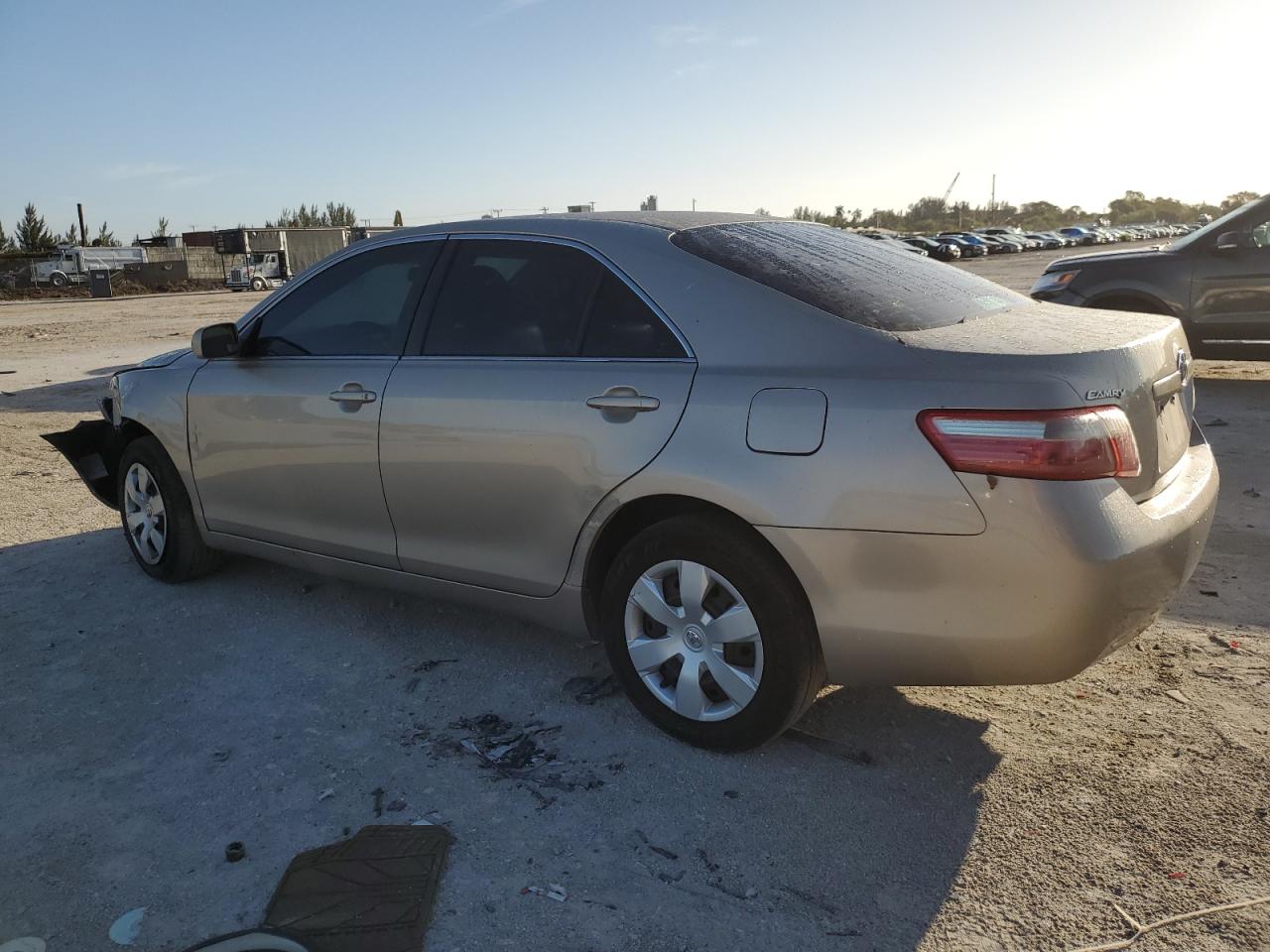 Photo 1 VIN: 4T1BE46K07U712288 - TOYOTA CAMRY 