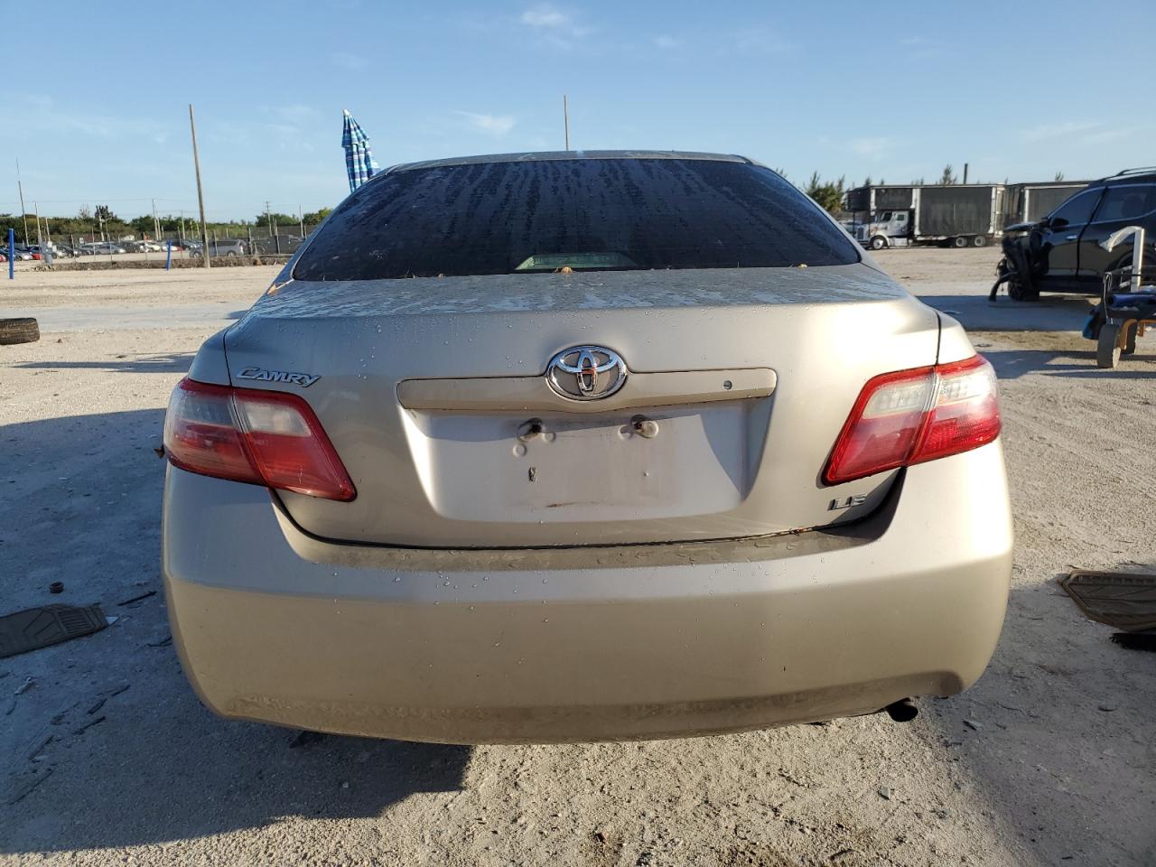 Photo 5 VIN: 4T1BE46K07U712288 - TOYOTA CAMRY 