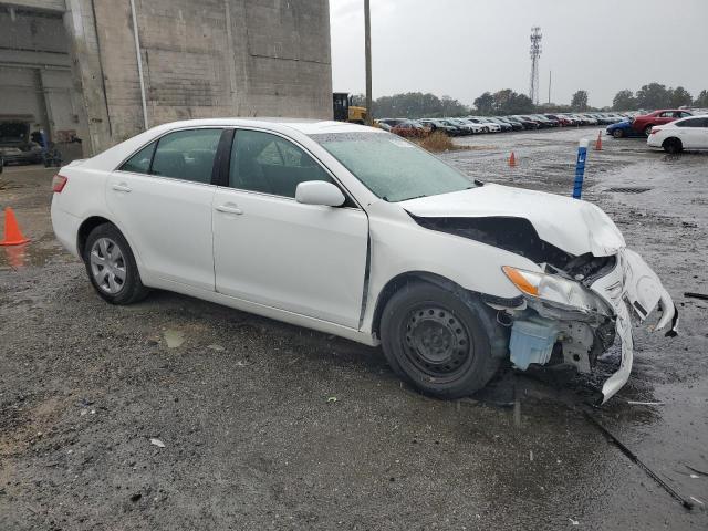 Photo 3 VIN: 4T1BE46K08U733787 - TOYOTA CAMRY 