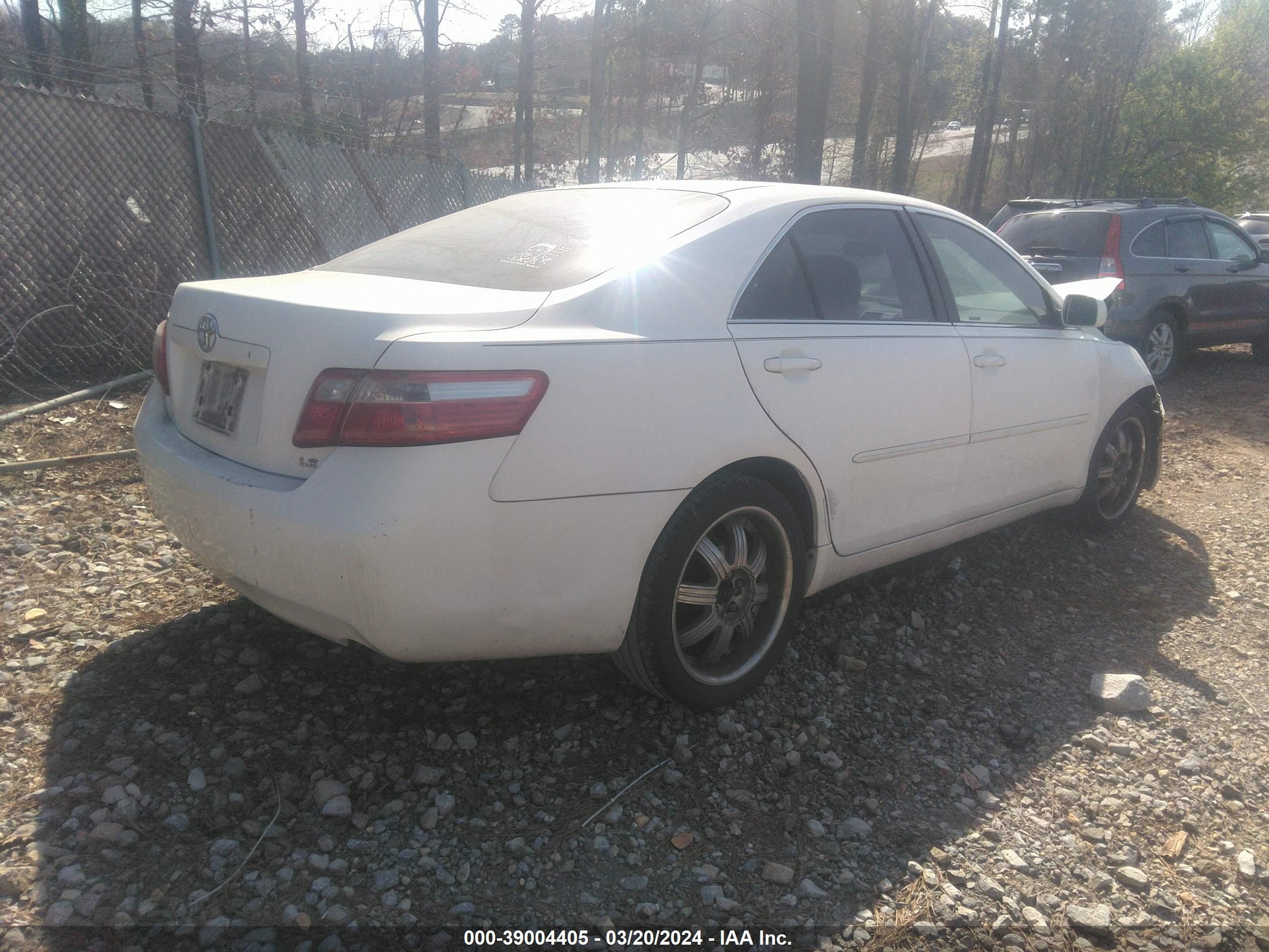 Photo 3 VIN: 4T1BE46K08U761671 - TOYOTA CAMRY 