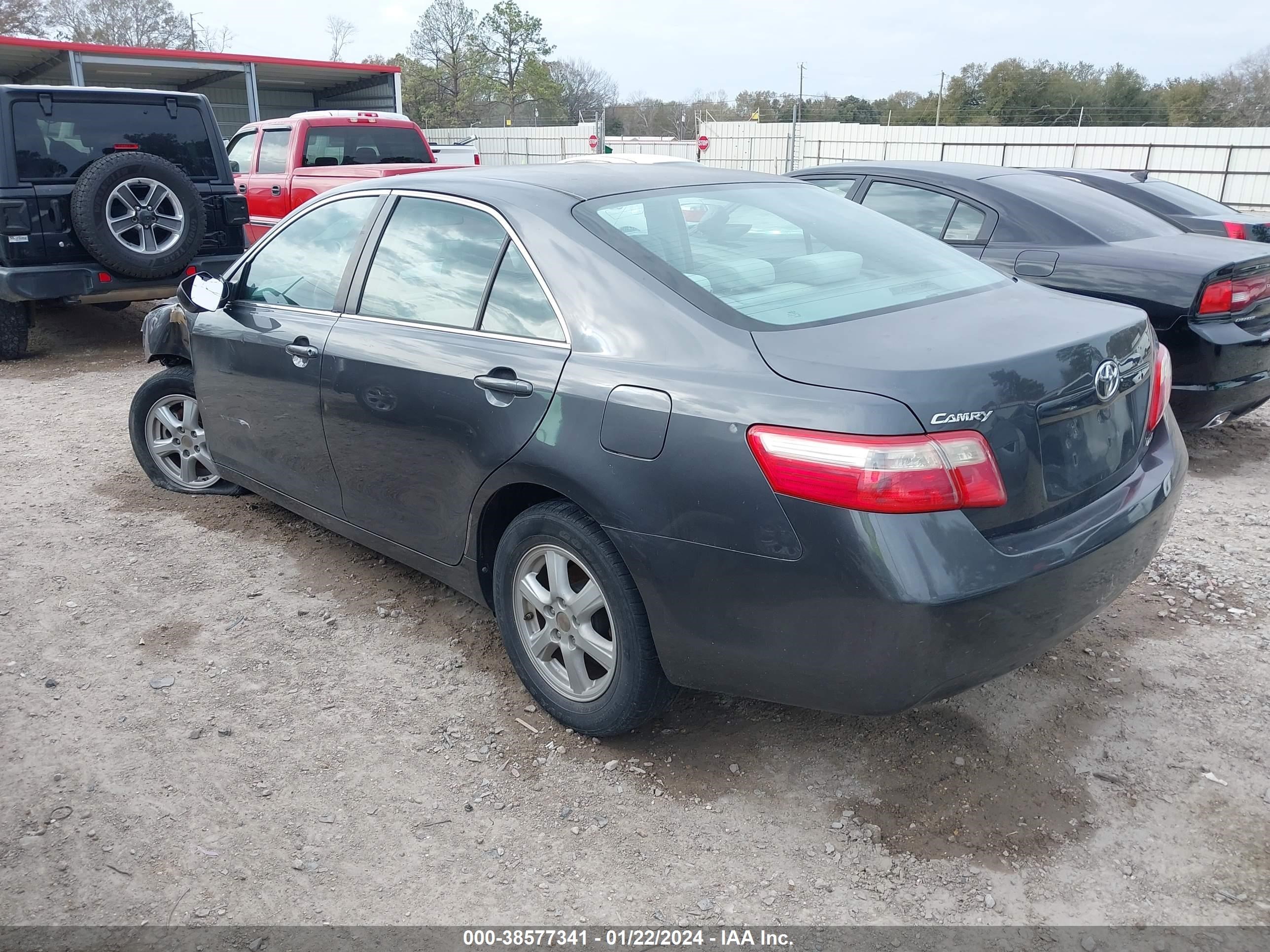 Photo 2 VIN: 4T1BE46K09U321502 - TOYOTA CAMRY 