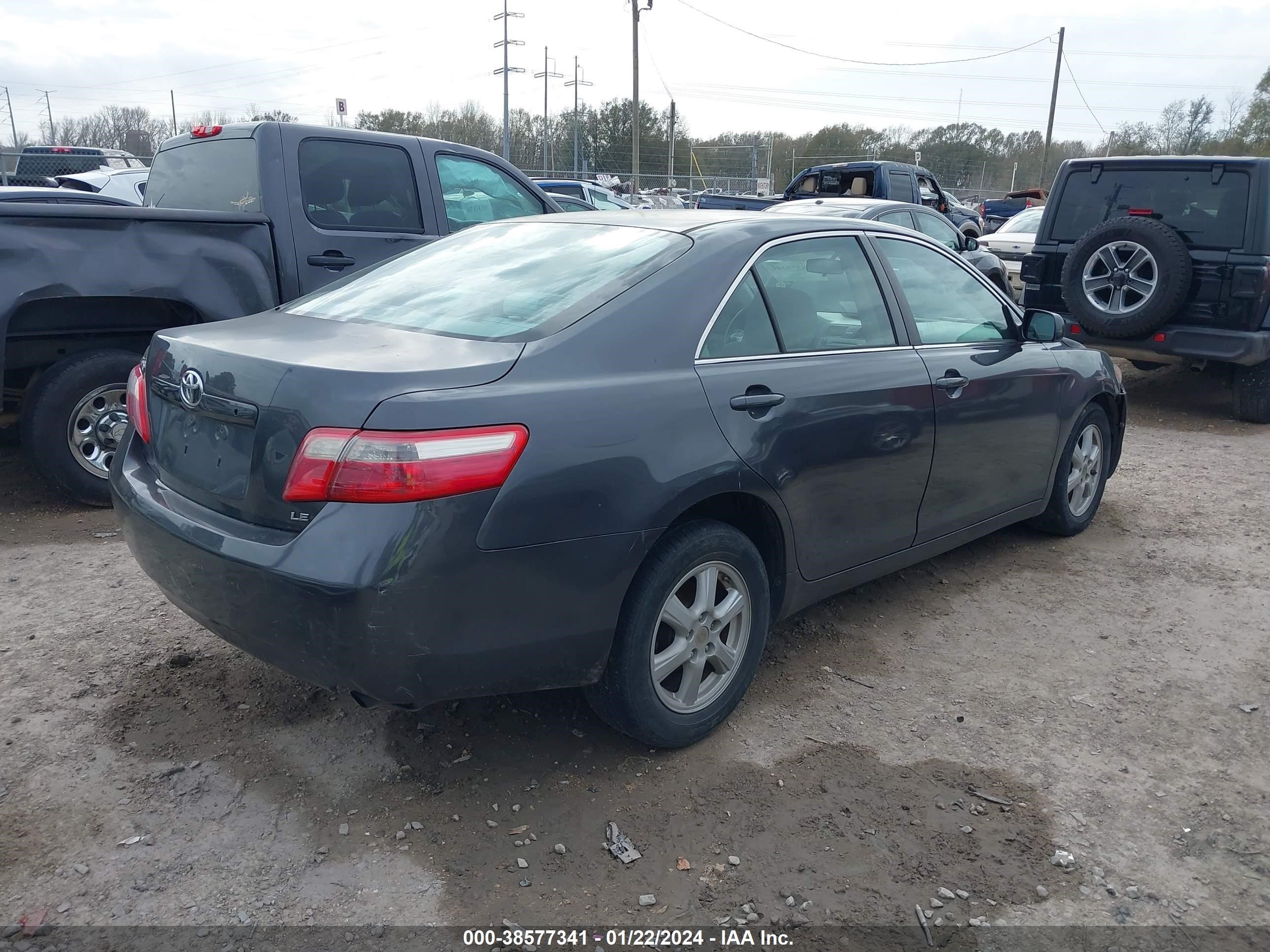 Photo 3 VIN: 4T1BE46K09U321502 - TOYOTA CAMRY 