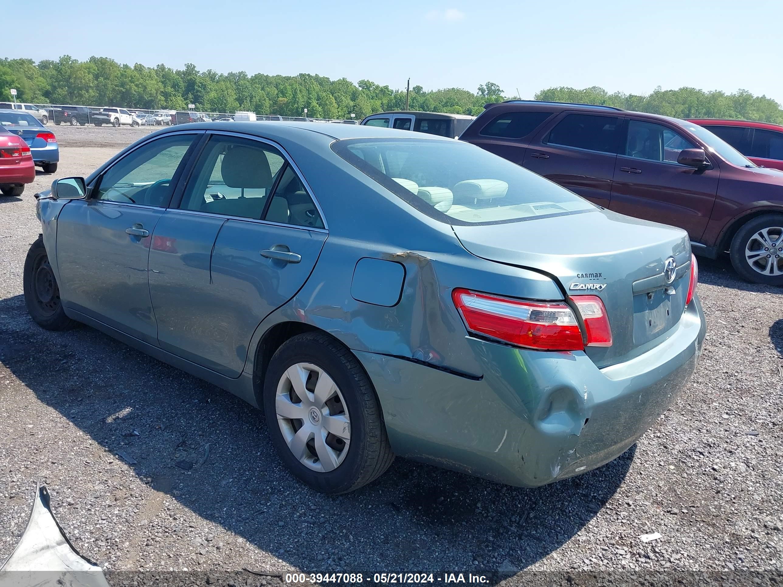 Photo 2 VIN: 4T1BE46K09U794770 - TOYOTA CAMRY 