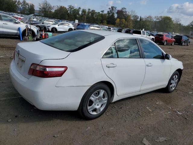 Photo 2 VIN: 4T1BE46K09U911716 - TOYOTA CAMRY BASE 