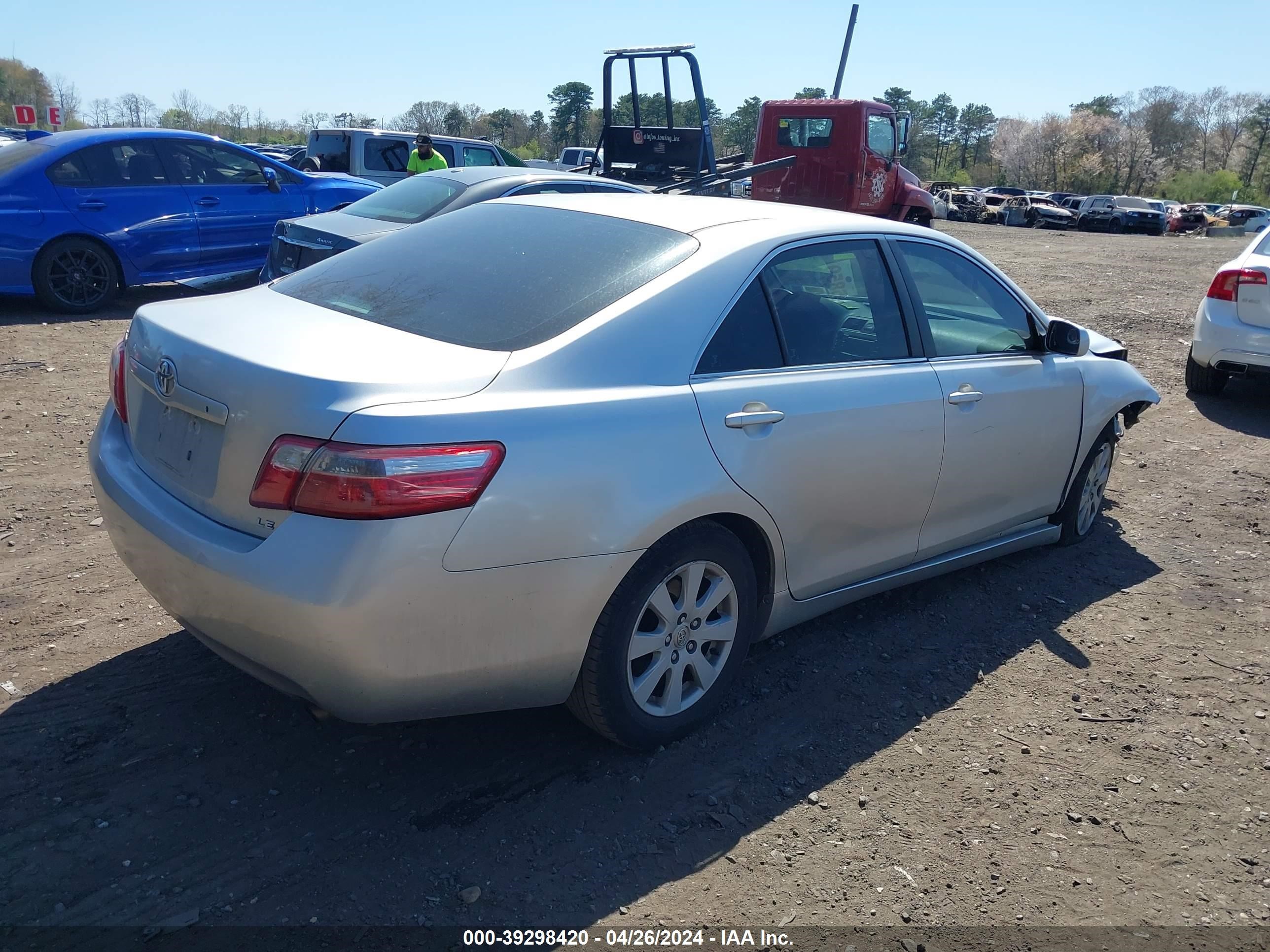 Photo 3 VIN: 4T1BE46K17U002011 - TOYOTA CAMRY 