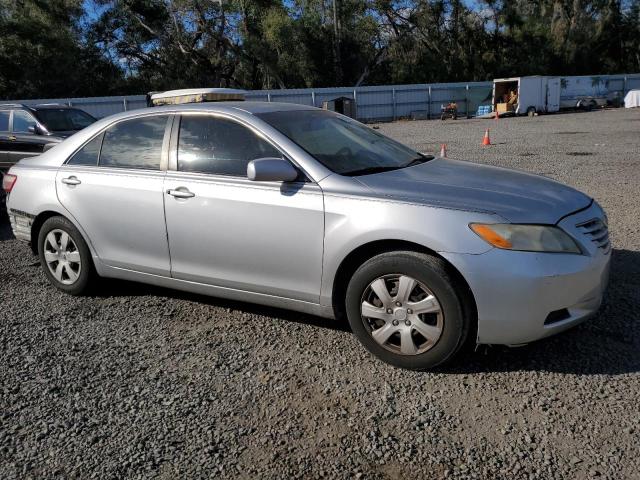 Photo 3 VIN: 4T1BE46K17U023229 - TOYOTA CAMRY 