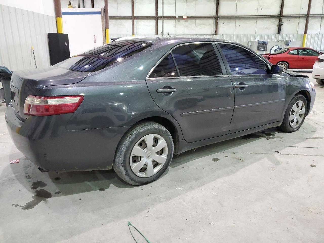 Photo 2 VIN: 4T1BE46K17U133505 - TOYOTA CAMRY 