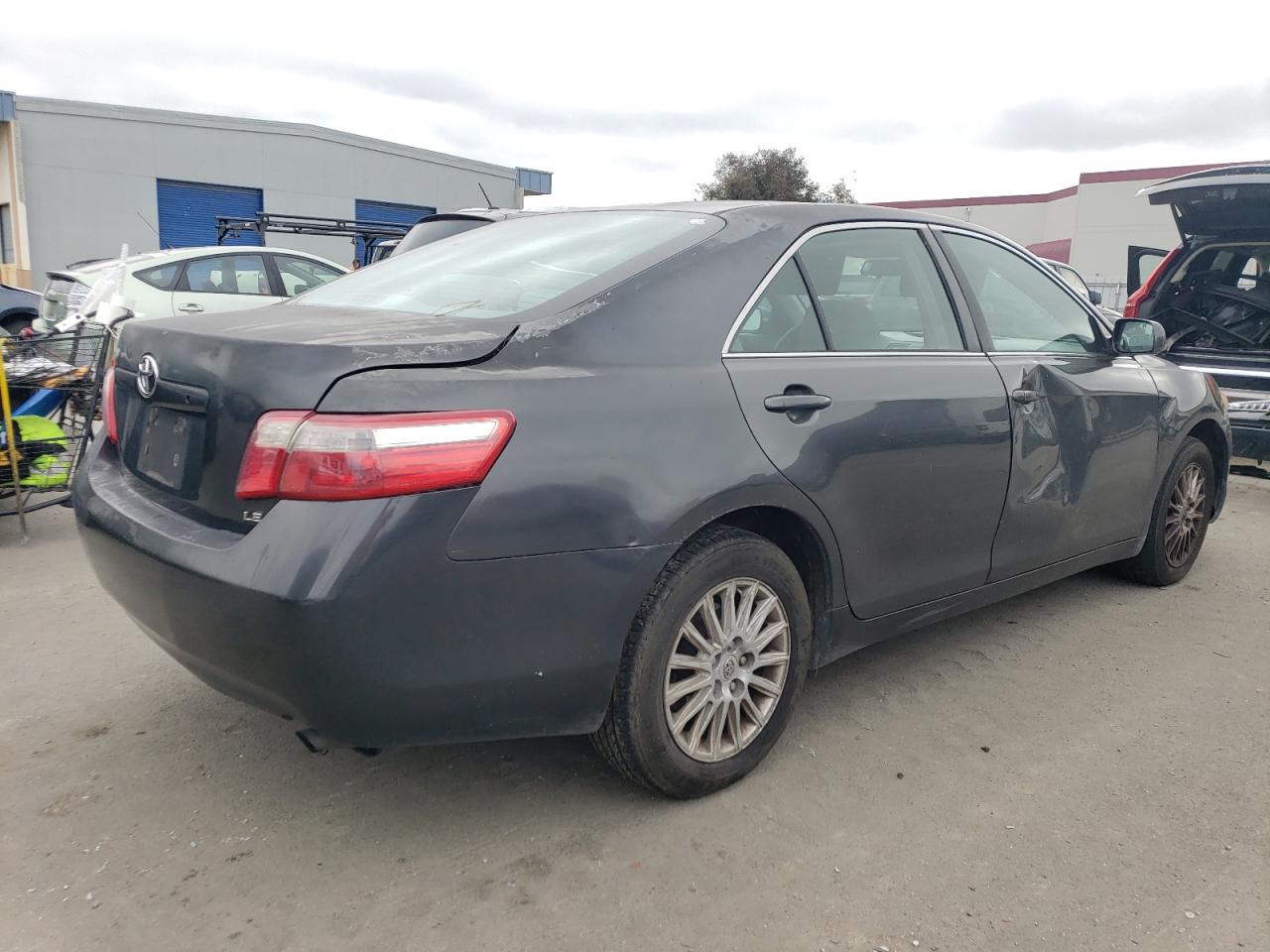 Photo 2 VIN: 4T1BE46K17U134346 - TOYOTA CAMRY 