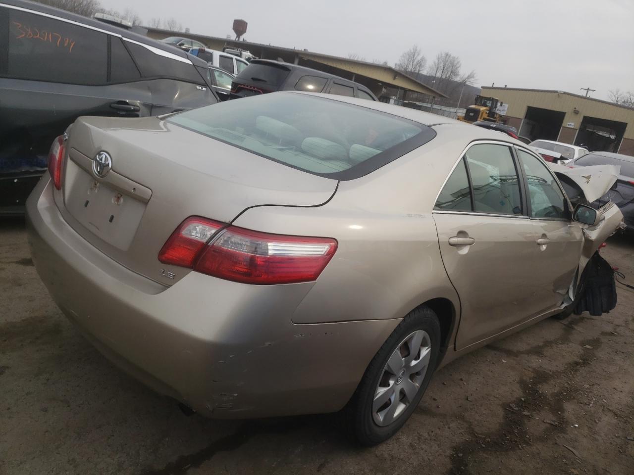 Photo 2 VIN: 4T1BE46K17U150918 - TOYOTA CAMRY 