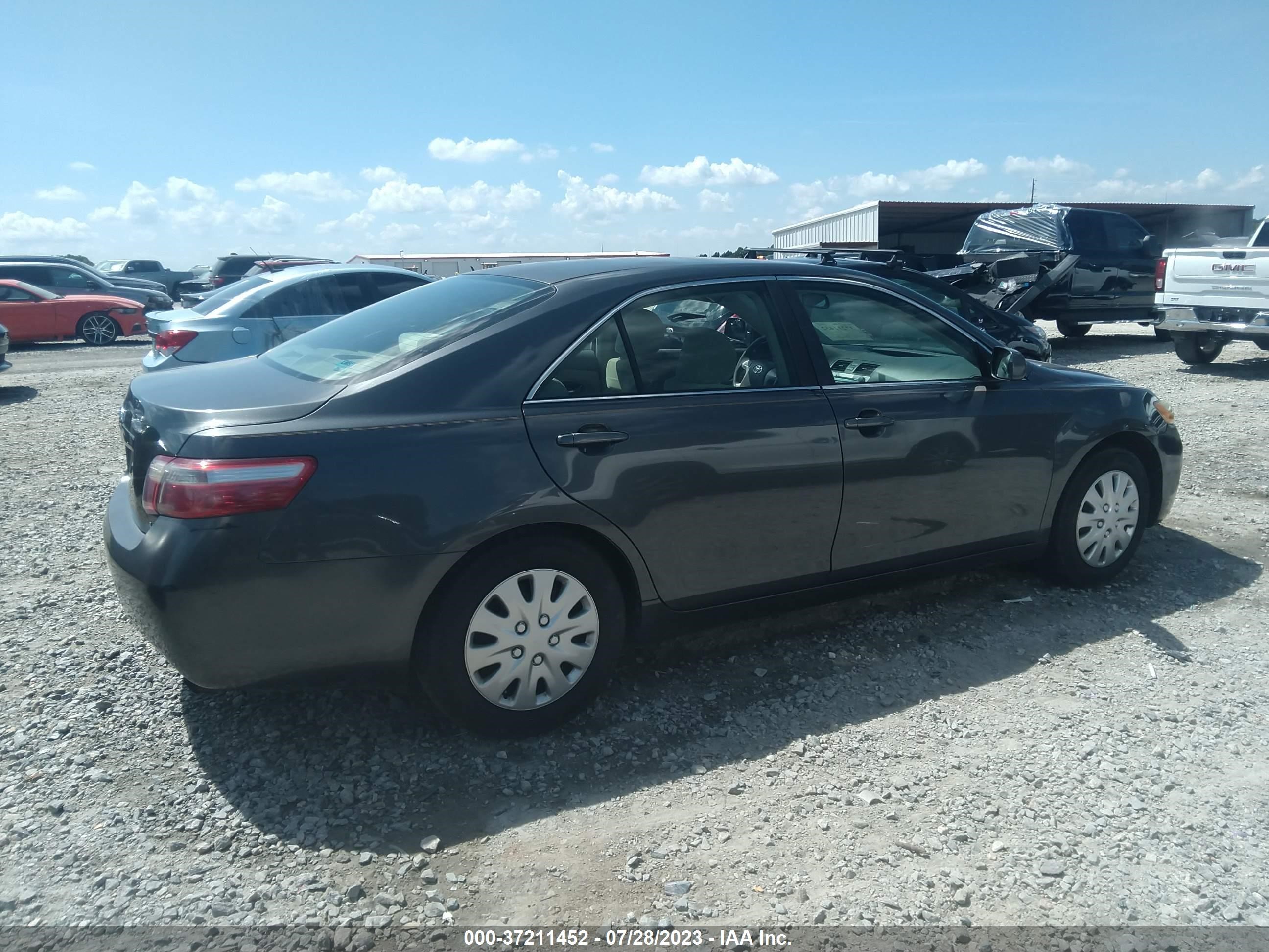 Photo 12 VIN: 4T1BE46K17U521771 - TOYOTA CAMRY 