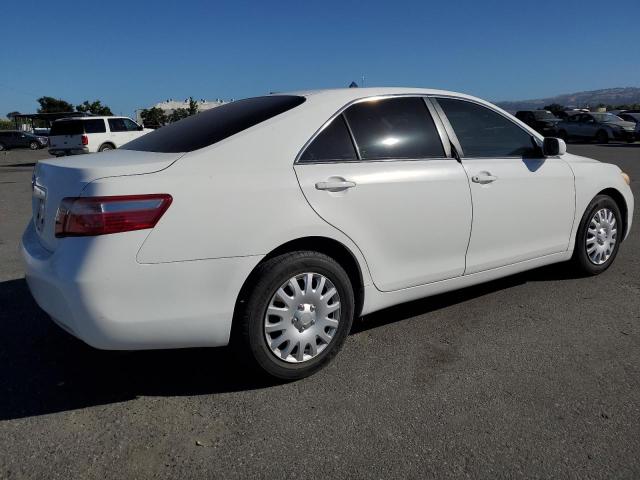 Photo 2 VIN: 4T1BE46K17U529465 - TOYOTA CAMRY 