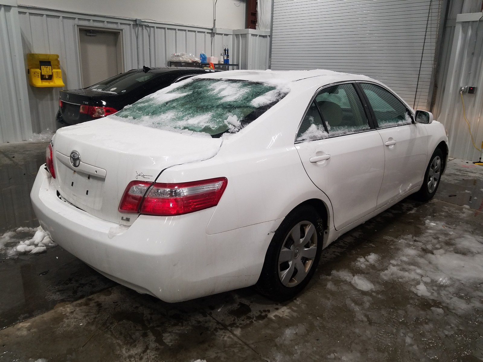 Photo 3 VIN: 4T1BE46K17U529868 - TOYOTA CAMRY CE 