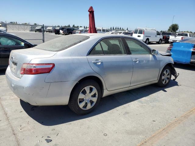 Photo 2 VIN: 4T1BE46K17U631090 - TOYOTA CAMRY CE 