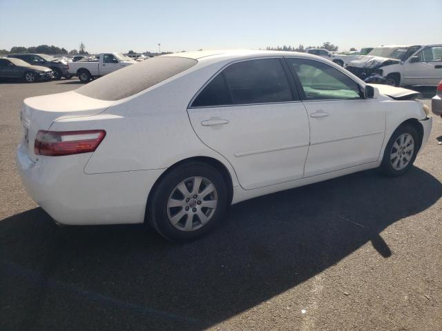 Photo 2 VIN: 4T1BE46K17U640274 - TOYOTA CAMRY 