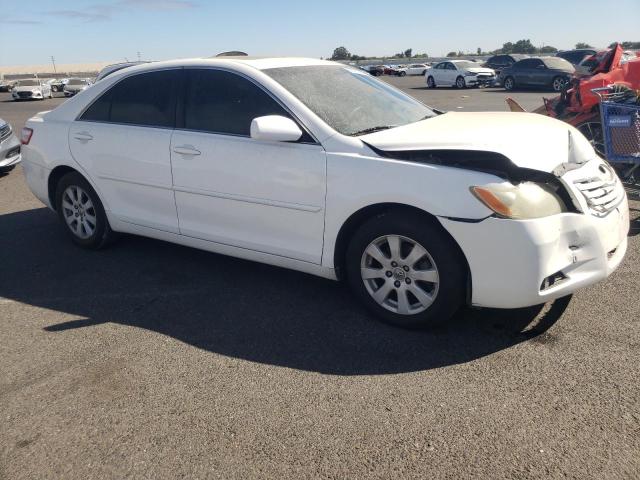 Photo 3 VIN: 4T1BE46K17U640274 - TOYOTA CAMRY 