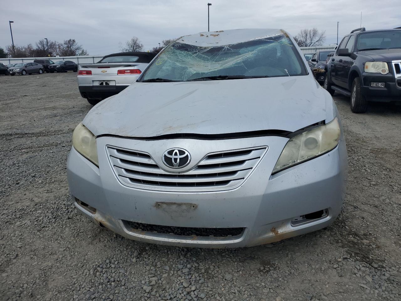 Photo 4 VIN: 4T1BE46K17U663716 - TOYOTA CAMRY 