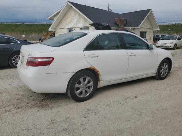 Photo 2 VIN: 4T1BE46K17U725180 - TOYOTA CAMRY 