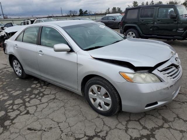 Photo 3 VIN: 4T1BE46K18U210651 - TOYOTA CAMRY 