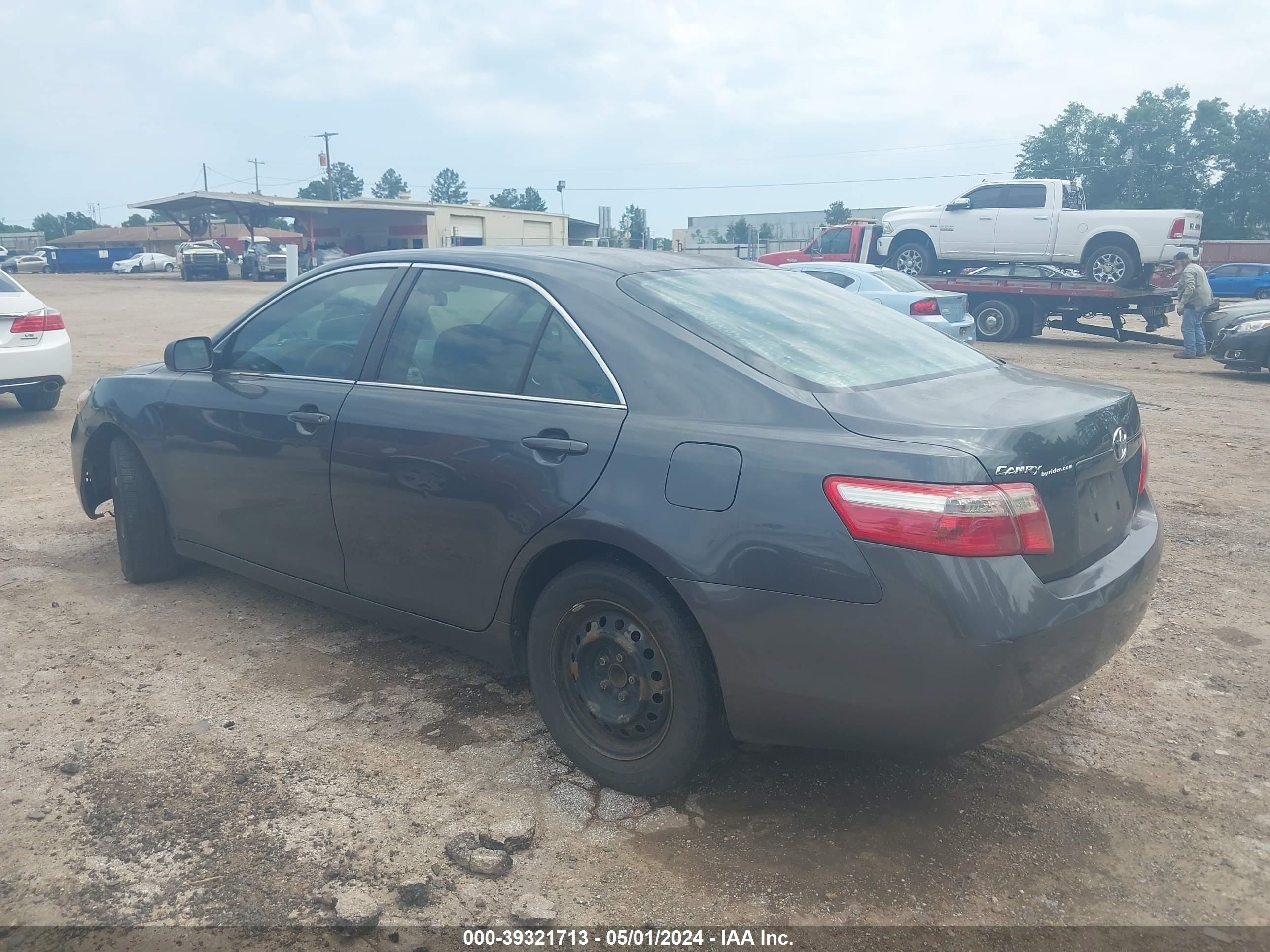 Photo 2 VIN: 4T1BE46K18U761114 - TOYOTA CAMRY 