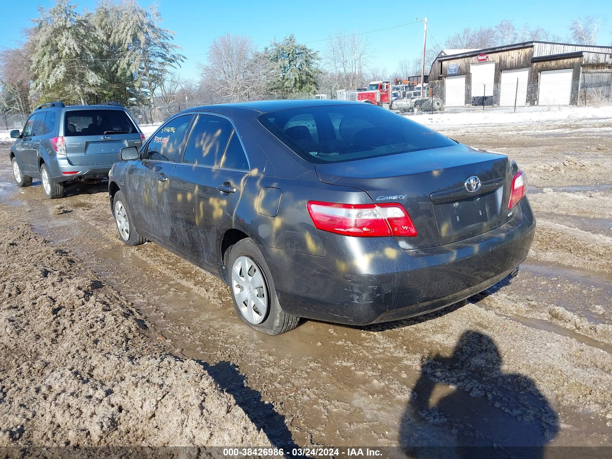 Photo 3 VIN: 4T1BE46K19U275033 - TOYOTA CAMRY 