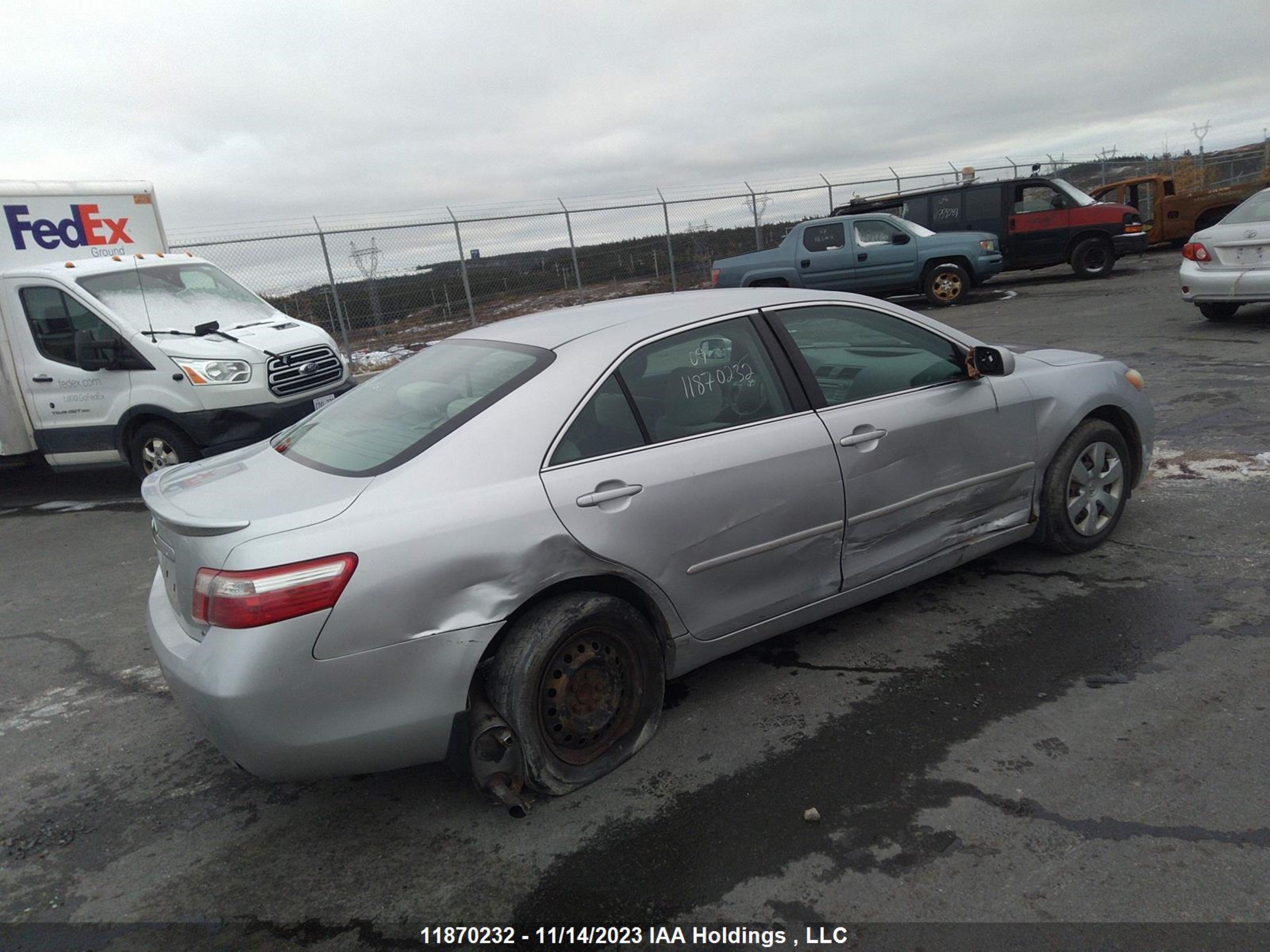 Photo 3 VIN: 4T1BE46K19U298800 - TOYOTA CAMRY 