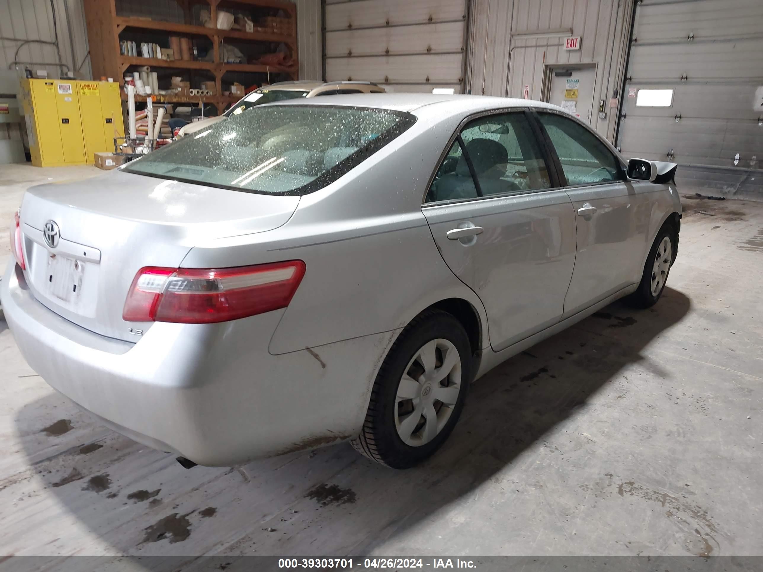 Photo 3 VIN: 4T1BE46K19U355576 - TOYOTA CAMRY 