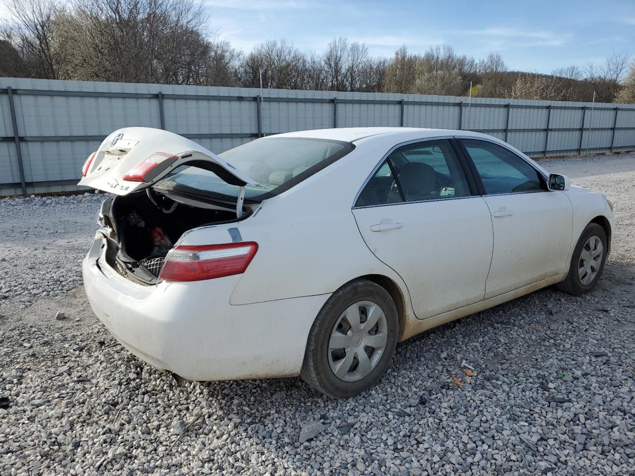 Photo 2 VIN: 4T1BE46K19U894361 - TOYOTA CAMRY 