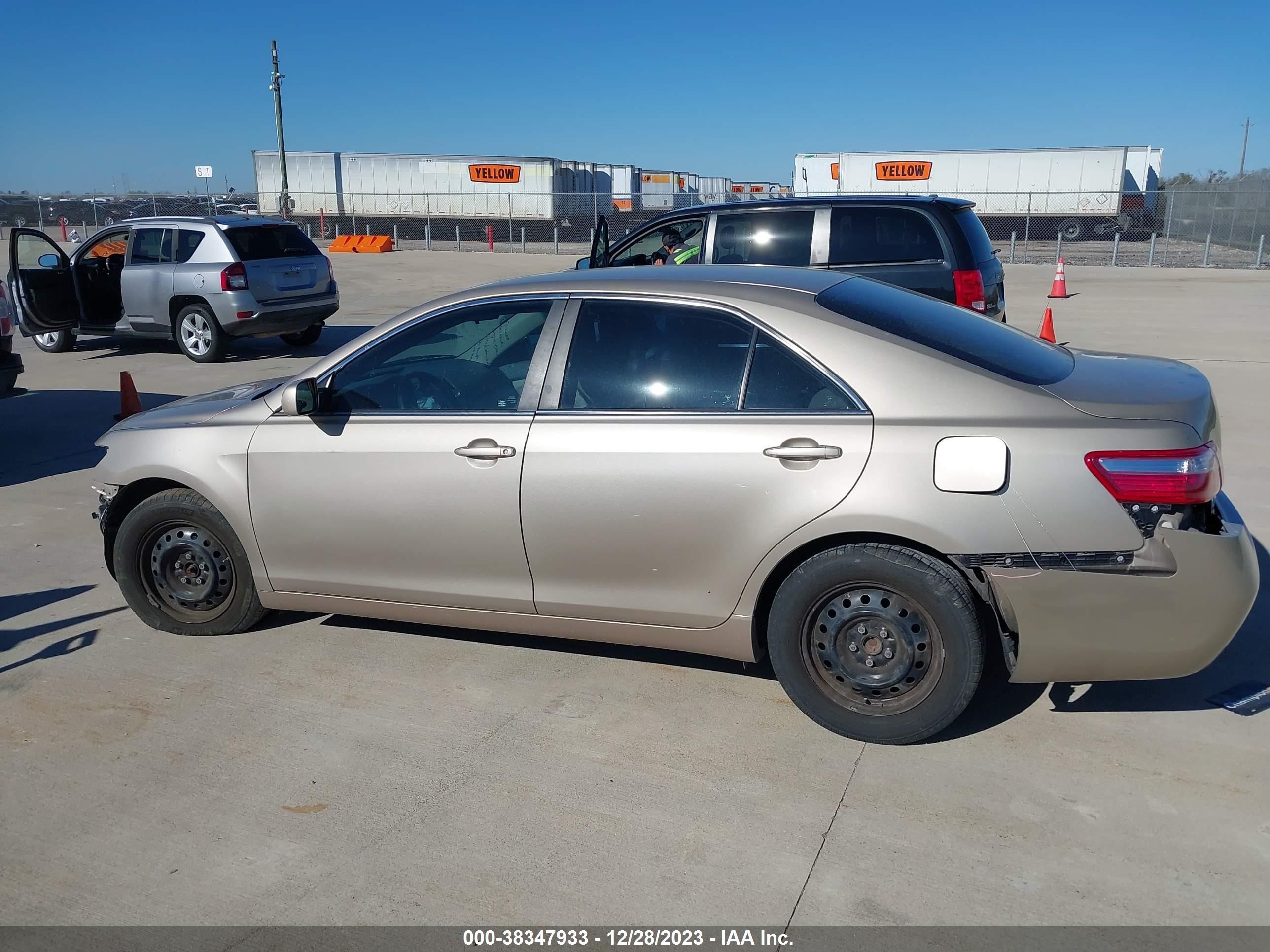 Photo 13 VIN: 4T1BE46K19U903284 - TOYOTA CAMRY 