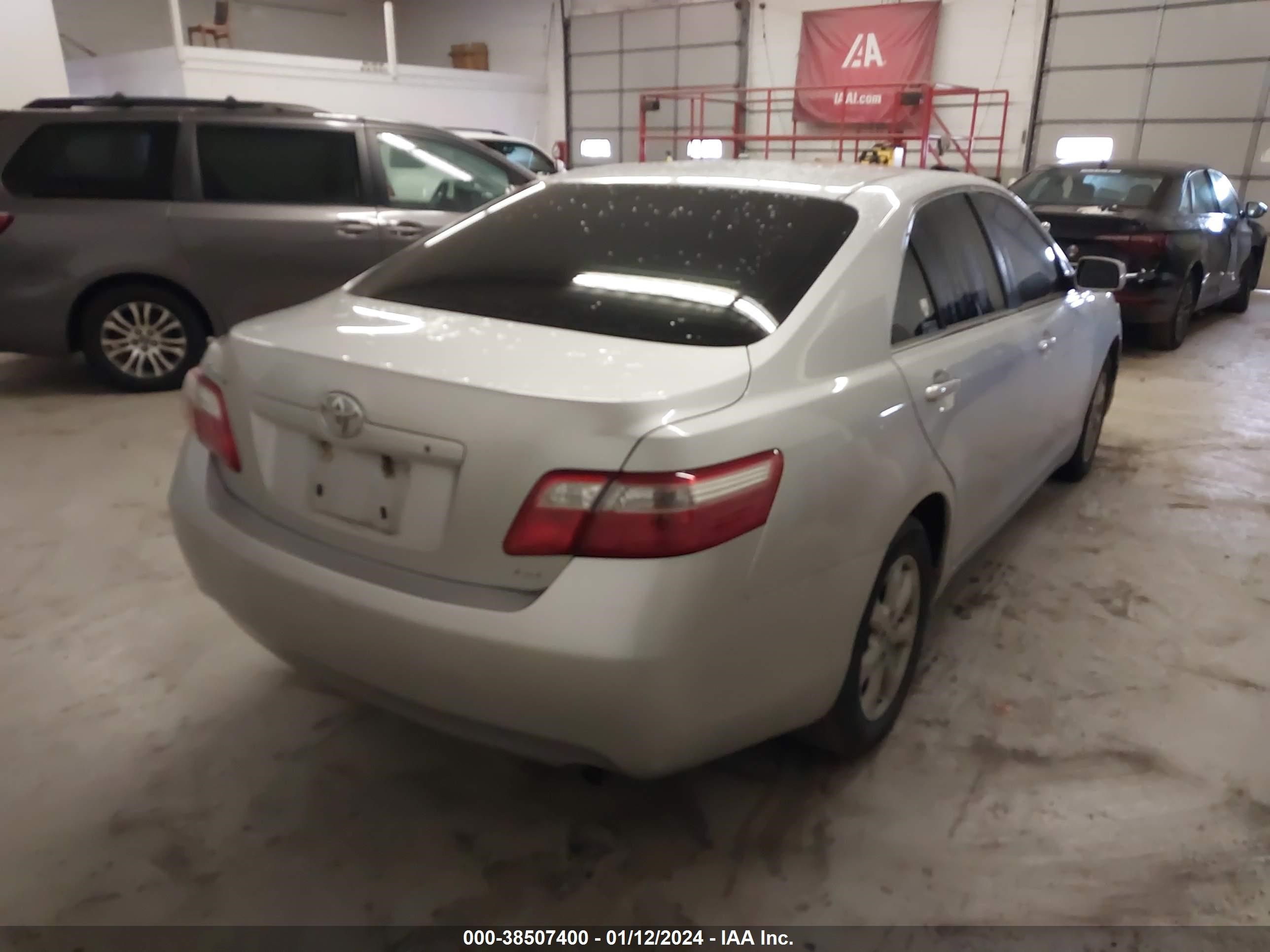 Photo 3 VIN: 4T1BE46K19U906427 - TOYOTA CAMRY 