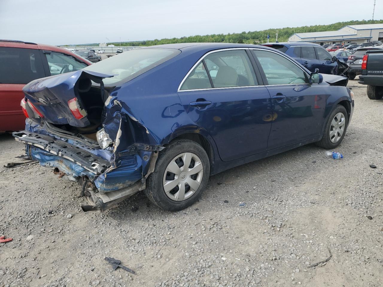 Photo 2 VIN: 4T1BE46K27U079860 - TOYOTA CAMRY 