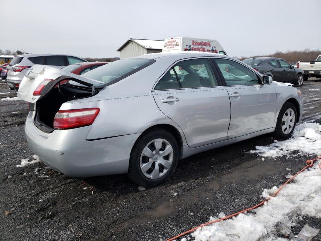 Photo 2 VIN: 4T1BE46K27U133349 - TOYOTA CAMRY 