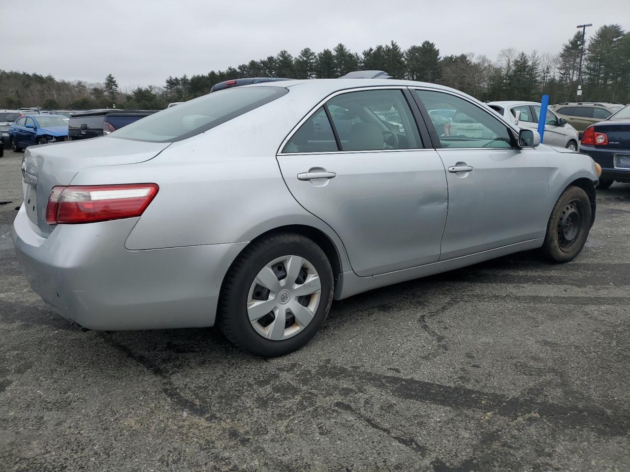 Photo 2 VIN: 4T1BE46K27U139863 - TOYOTA CAMRY 