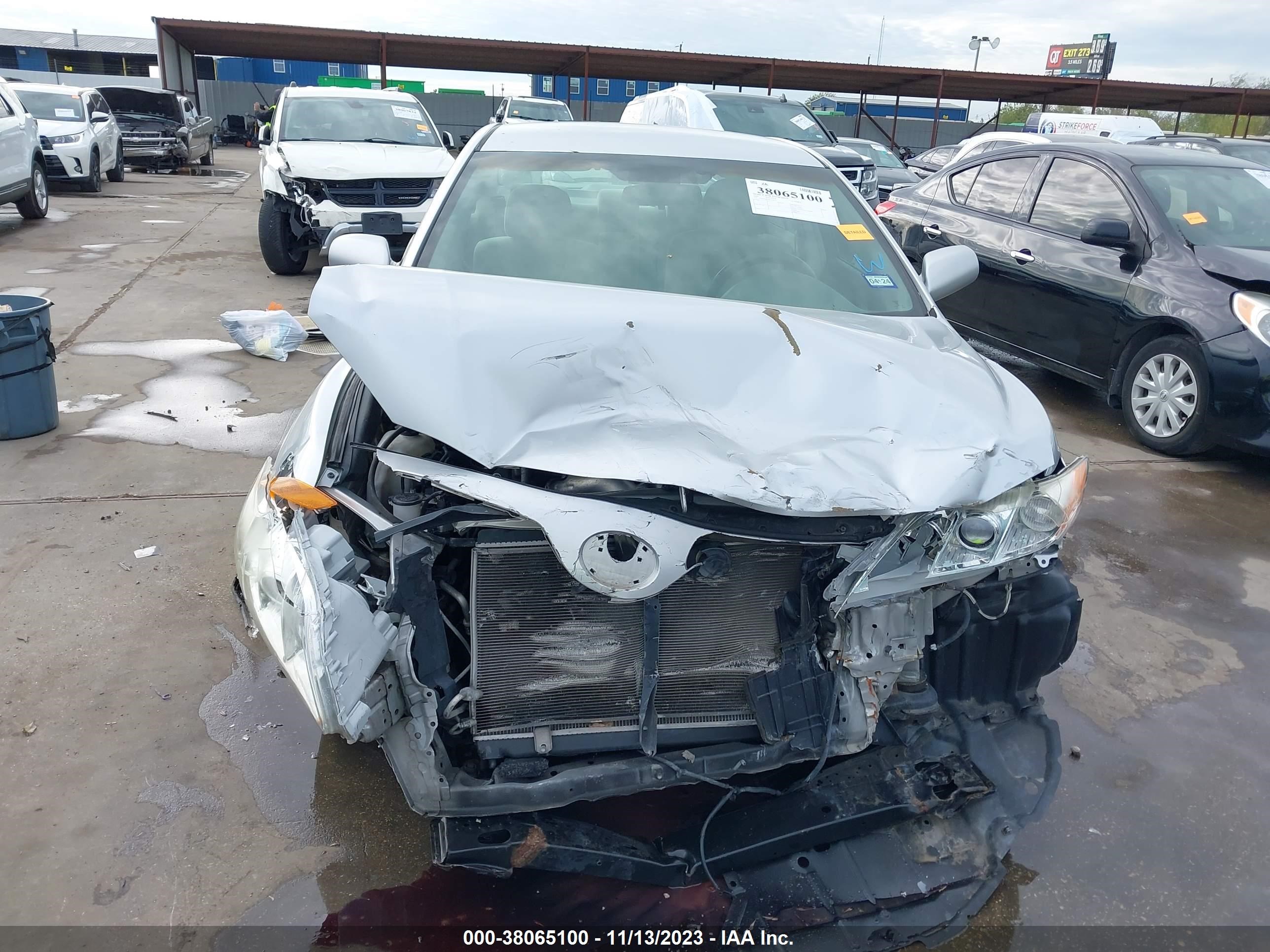 Photo 5 VIN: 4T1BE46K27U159613 - TOYOTA CAMRY 