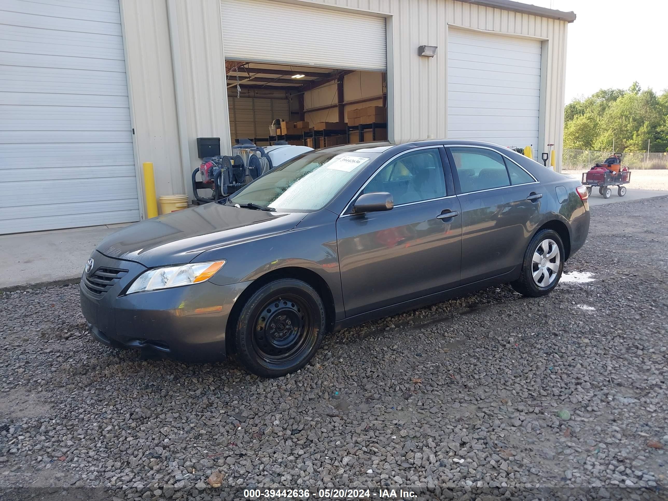 Photo 1 VIN: 4T1BE46K27U510066 - TOYOTA CAMRY 