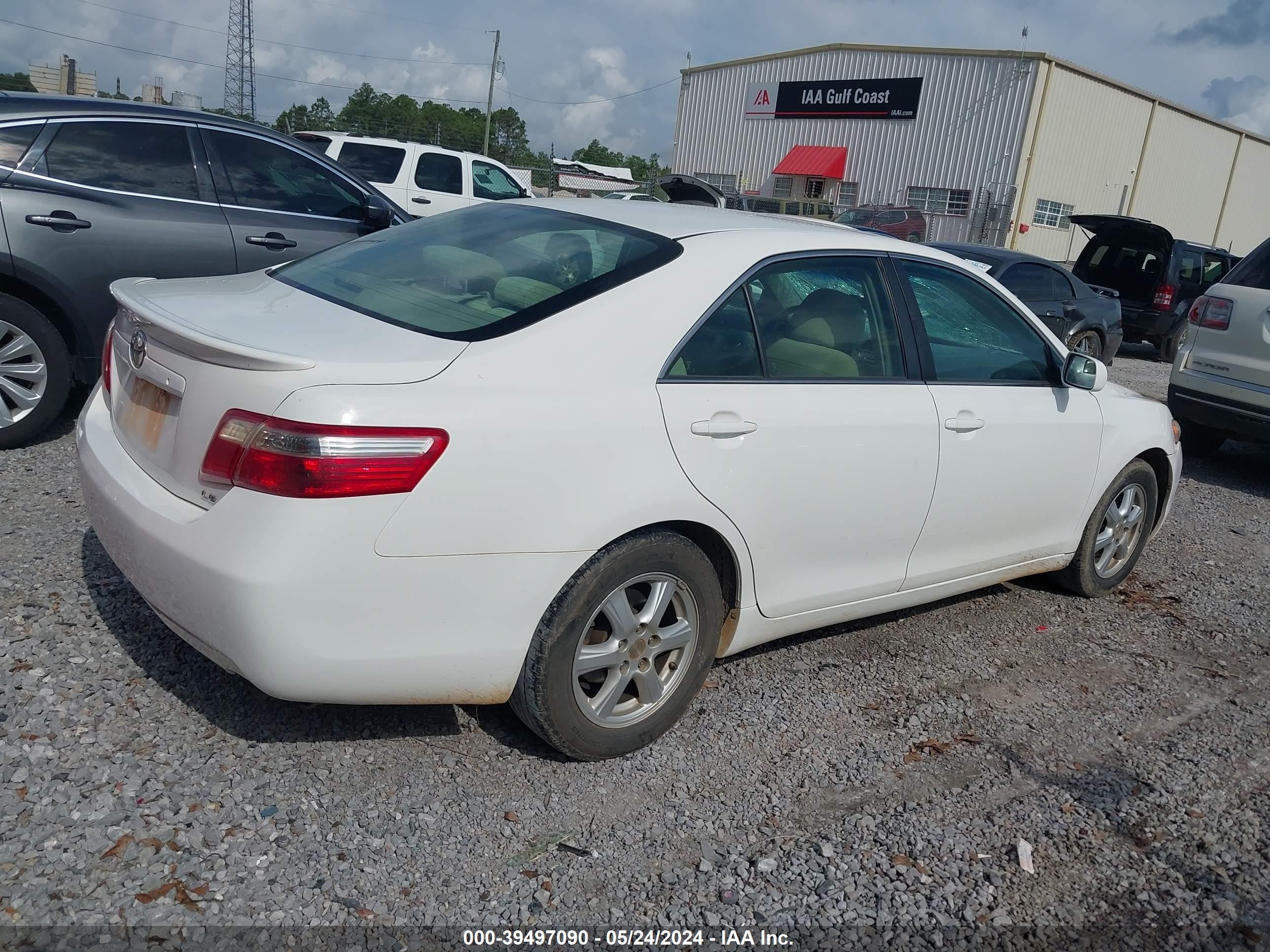 Photo 3 VIN: 4T1BE46K27U567870 - TOYOTA CAMRY 