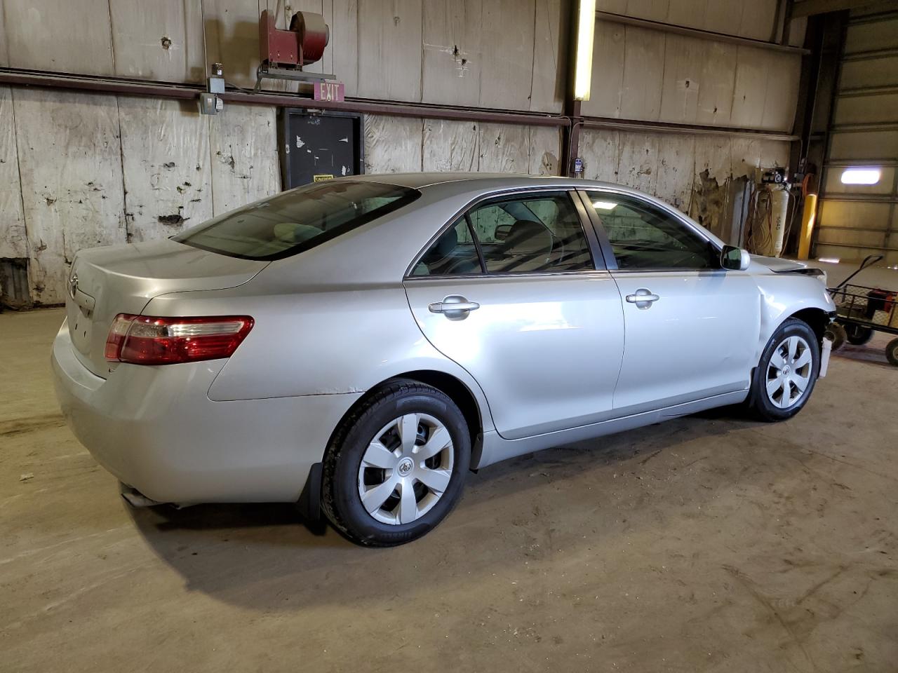 Photo 2 VIN: 4T1BE46K27U574477 - TOYOTA CAMRY 