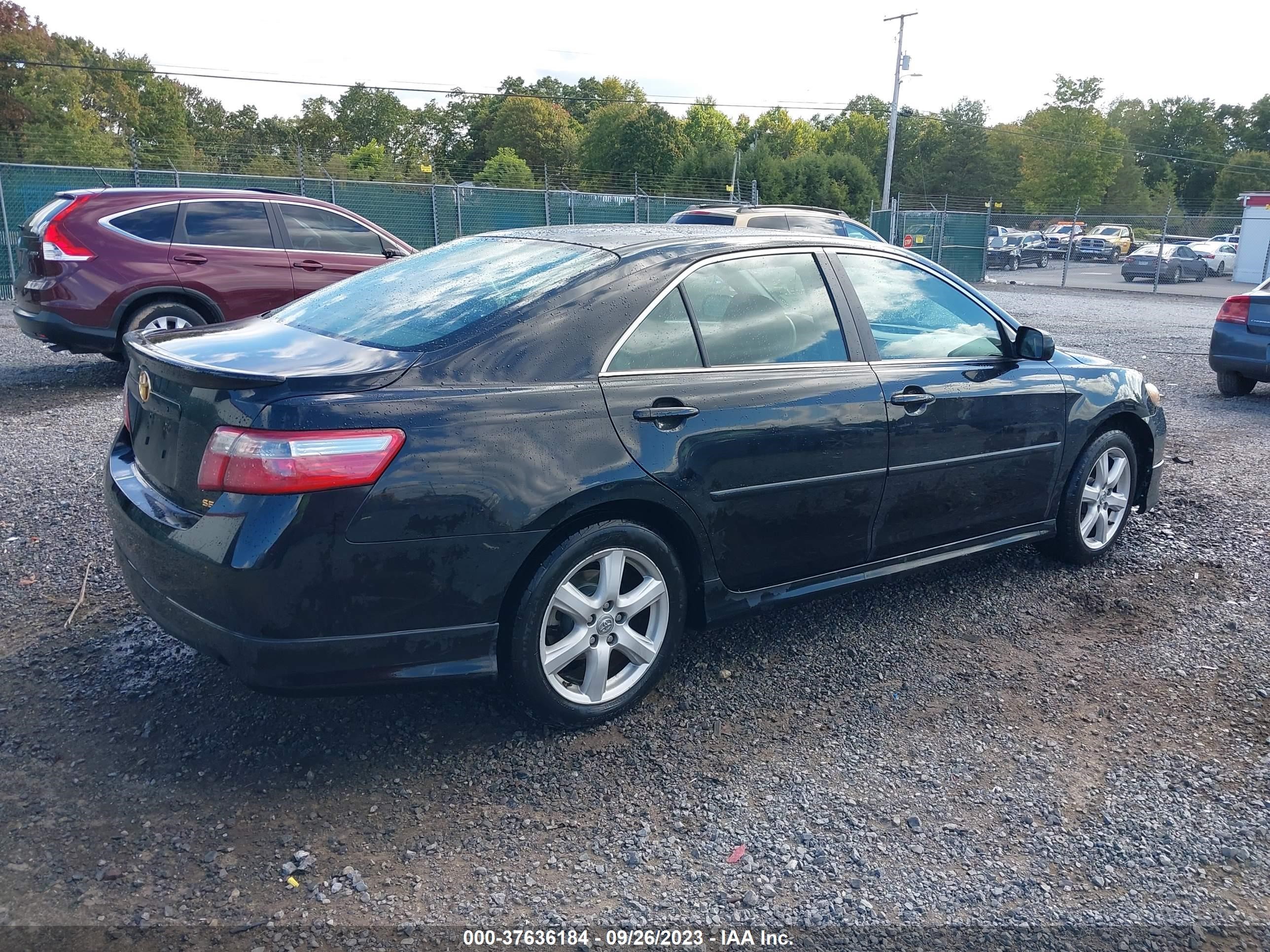 Photo 3 VIN: 4T1BE46K27U612435 - TOYOTA CAMRY 