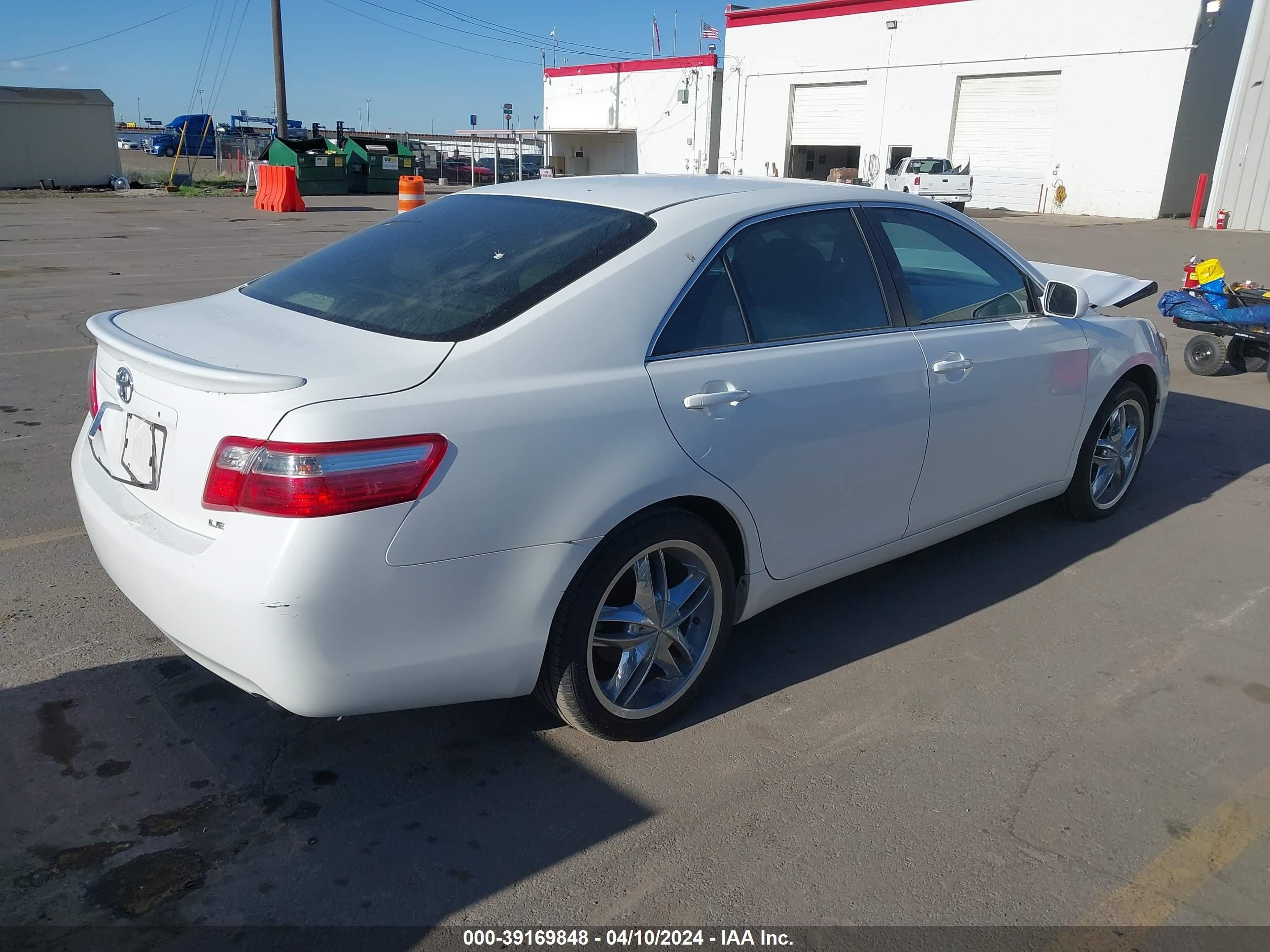 Photo 3 VIN: 4T1BE46K27U695333 - TOYOTA CAMRY 